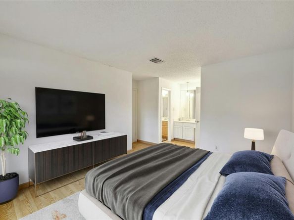 8210 Bent Tree RD 115, Austin TX 78759