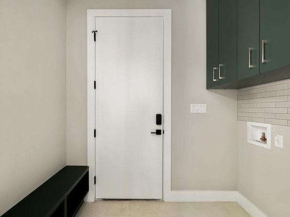 1401 E 3rd ST 1, Austin TX 78702