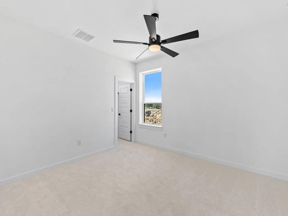 110 Pennybacker LN, Lakeway TX 78738
