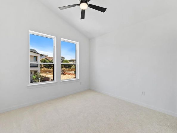 110 Pennybacker LN, Lakeway TX 78738