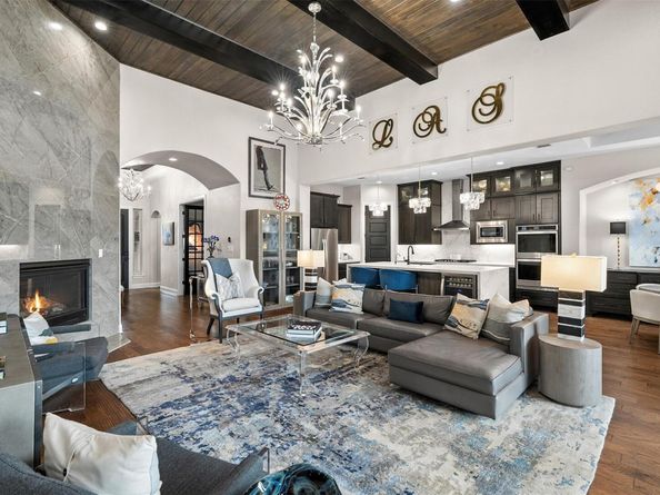 209 Cimarron Hills TRL E, Georgetown TX 78628
