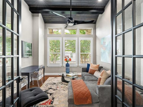 209 Cimarron Hills TRL E, Georgetown TX 78628