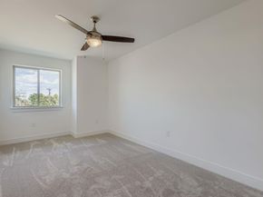 300 Tesla CIR, Austin TX 78681