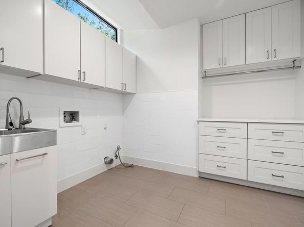 6103 Twin Ledge DR, Austin TX 78731