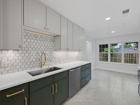 8909 Laurel Grove DR, Austin TX 78758