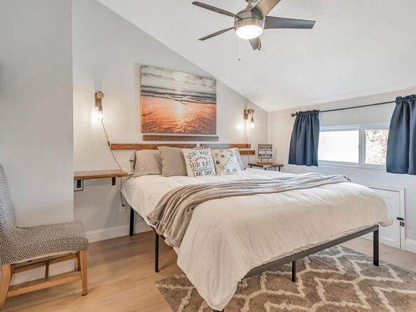 551 Demarett DR 4, Point Venture TX 78645