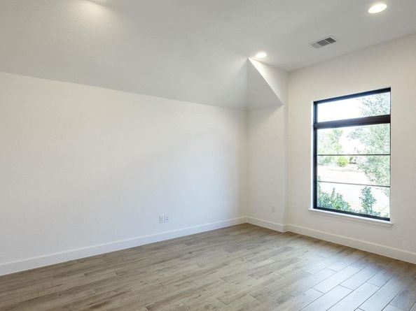 529 Summer Place LN, Georgetown TX 78628