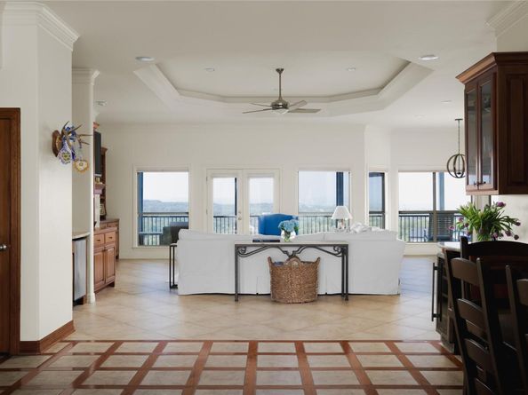 22238 Oban DR, Spicewood TX 78669
