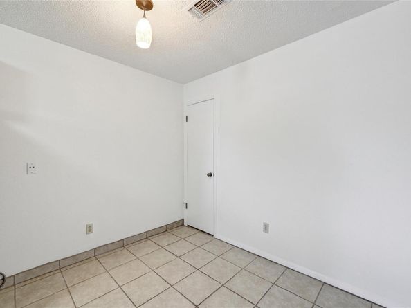 4307 S 1st ST 104, Austin TX 78745