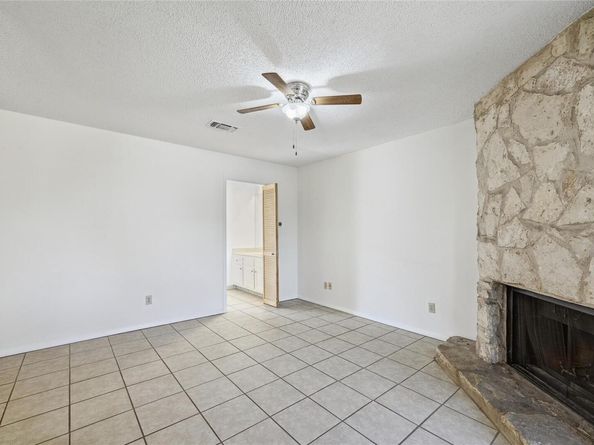 4307 S 1st ST 104, Austin TX 78745