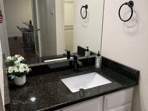 8888 Tallwood DR 3207, Austin TX 78759