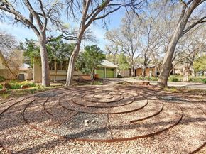 4711 Fieldstone DR, Austin TX 78735