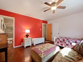 4711 Fieldstone DR, Austin TX 78735