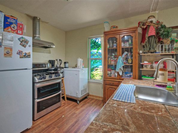 604 Vargas RD, Austin TX 78741