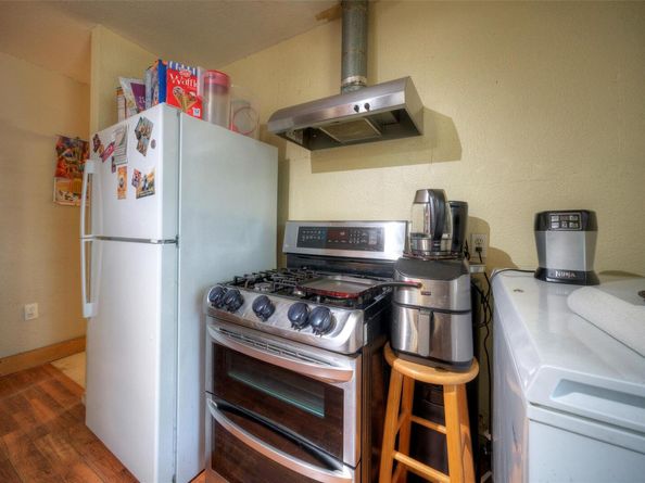 604 Vargas RD, Austin TX 78741