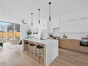 1409 Valleyridge DR