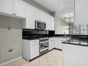 2918 Ranch Road 620 RD N W219, Austin TX 78734