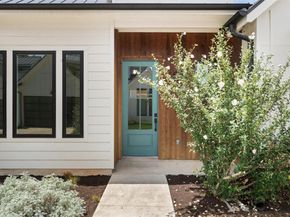 4020 Valley View RD B, Austin TX 78704