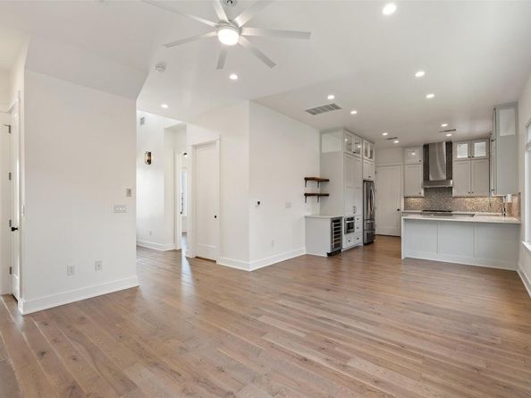 4020 Valley View RD B, Austin TX 78704