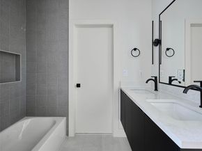 412 Hackberry LN 2, Austin TX 78753