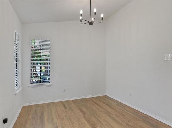 3905 Danli LN, Austin TX 78749