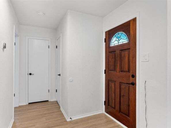 3905 Danli LN, Austin TX 78749