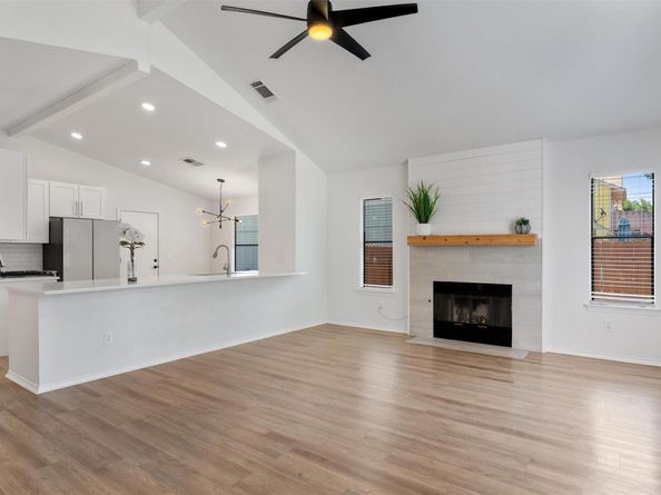3905 Danli LN, Austin TX 78749