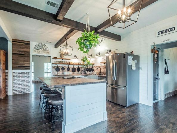 4204 Deer Tract ST, Round Rock TX 78681