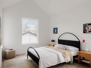 1180 Ridgeway DR 2, Austin TX 78702