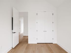 1180 Ridgeway DR 2, Austin TX 78702