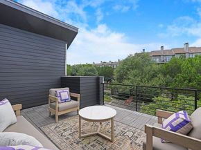 1719 Spyglass DR 17, Austin TX 78746