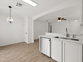 105 Stanford DR, Leander TX 78641