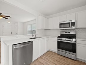 105 Stanford DR, Leander TX 78641