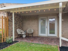 11127 Pinehurst DR E, Austin TX 78747