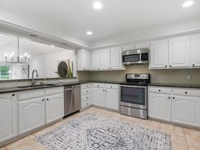11127 Pinehurst DR E, Austin TX 78747