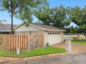 11127 Pinehurst DR E, Austin TX 78747