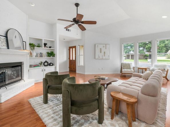 11127 Pinehurst DR E, Austin TX 78747