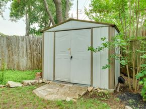3203 Foster LN, Austin TX 78757