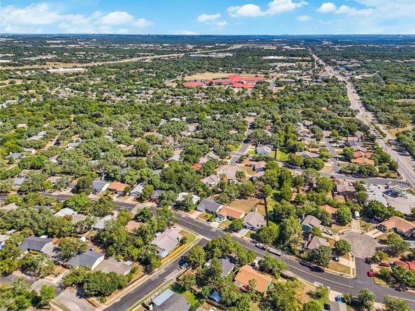 7717 Croftwood DR, Austin TX 78749