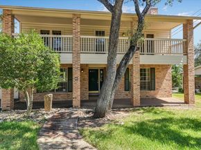 2007 Plumbrook DR, Austin TX 78746