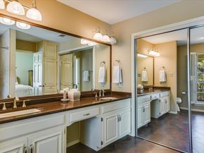 2007 Plumbrook DR, Austin TX 78746