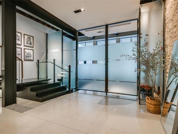 811 Congress Ave, Austin TX 78701