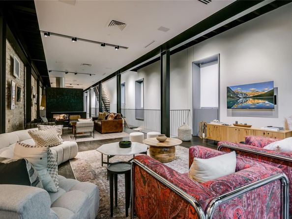 811 Congress Ave, Austin TX 78701