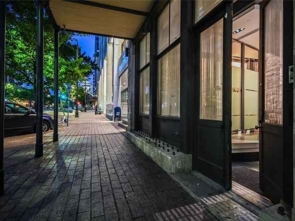 811 Congress Ave, Austin TX 78701