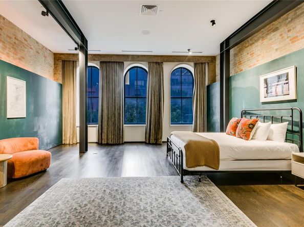 811 Congress Ave, Austin TX 78701