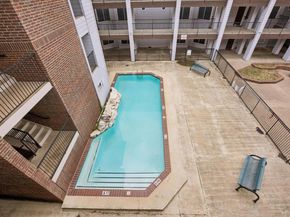 501 W 26th ST 121, Austin TX 78705