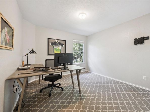 2704 Blake ST, Austin TX 78748