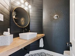 2704 Blake ST, Austin TX 78748