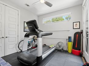 2108 Brackenridge ST B, Austin TX 78704