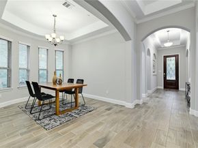 204 Maxwell WAY 39, Austin TX 78738